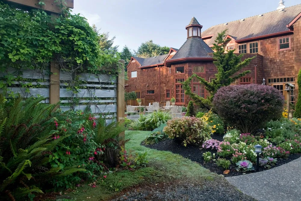 Arch Cape Inn and Retreat