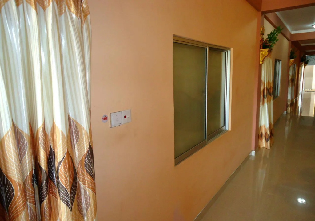 Barathi Star Hotel