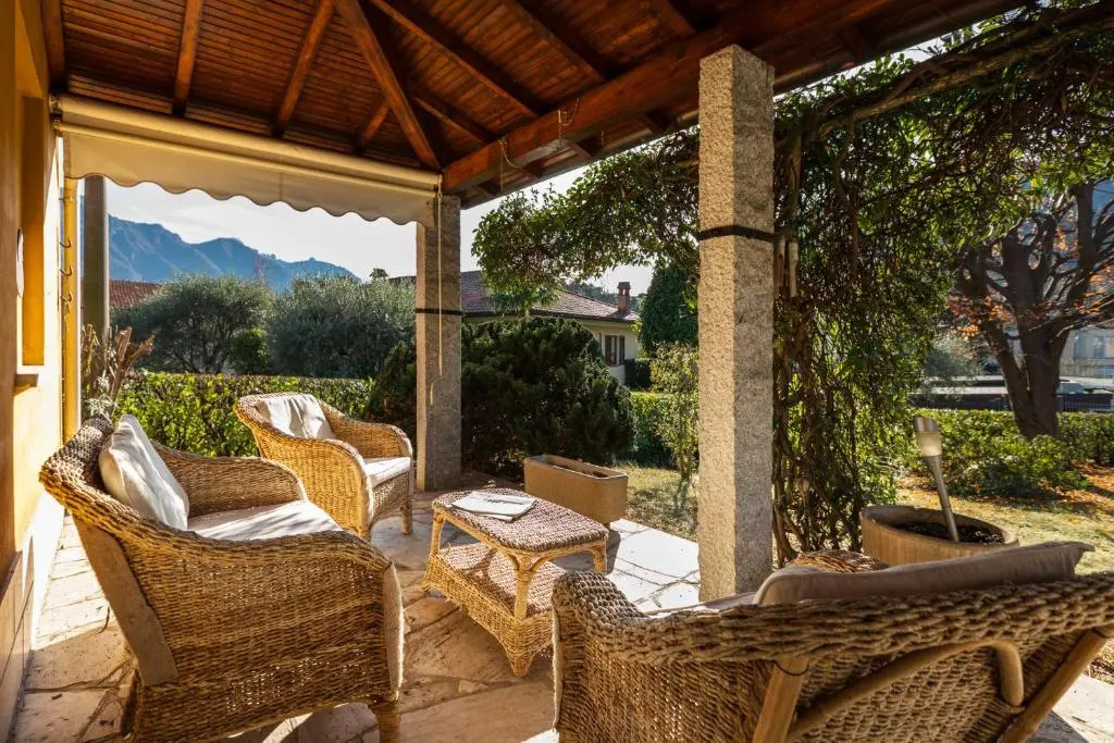 Maison Jaune by Wonderful Italy