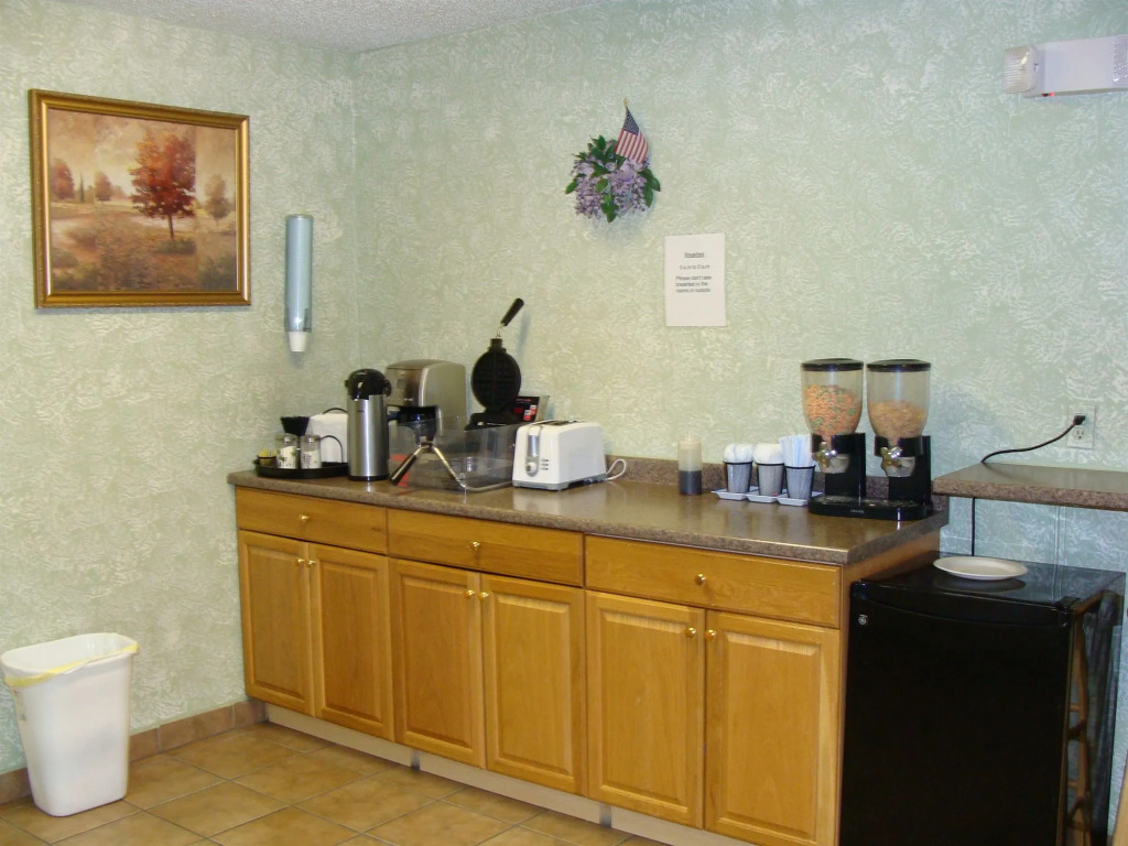 Colonial Inn Hammond