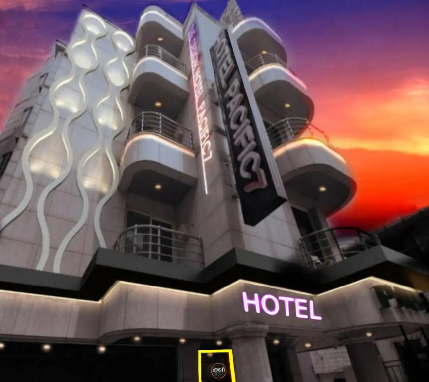 Pacific7 Hotel