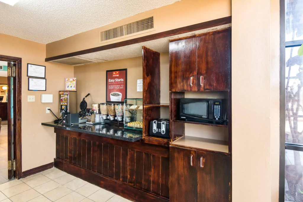 Econo Lodge near Wichita Falls Event Center