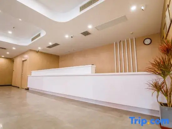 Super 8 Select Hotel (Kaifeng Qingming Shanghe Garden)