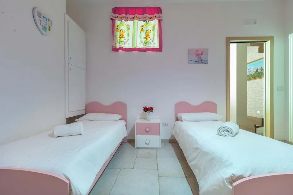 2088 Villa Marilda