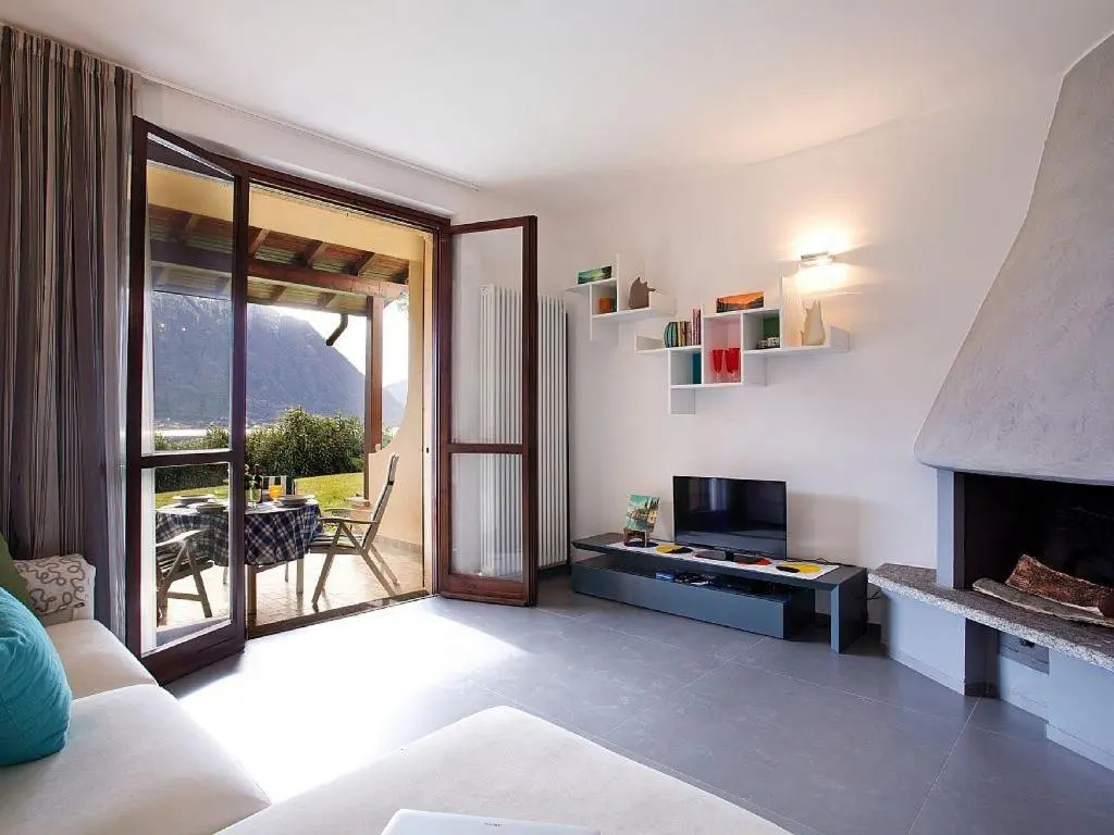 Casa degli Ulivi - Ossuccio, Tremezzina by LoveComo