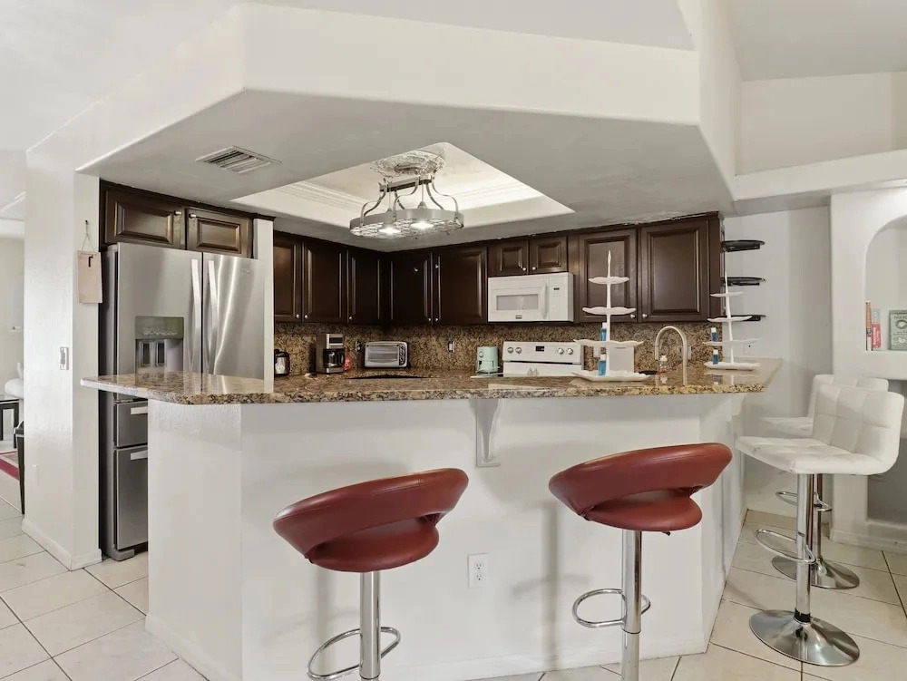 Sleeps 16 Plus Central Cape Coral Family Escape 4 Bedroom Home