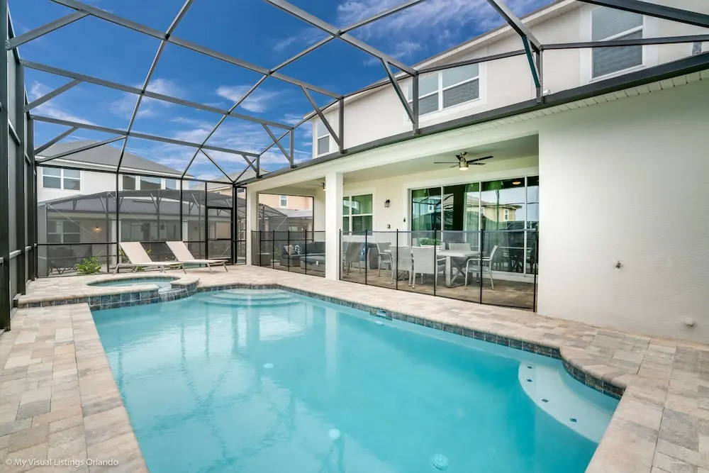 5 BD 4.5 BH With Game Room and Spa