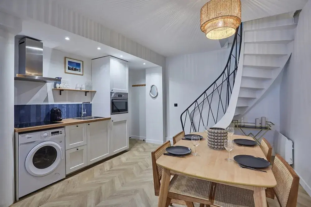 Charming & Modern Duplex Apartment Center of Paris