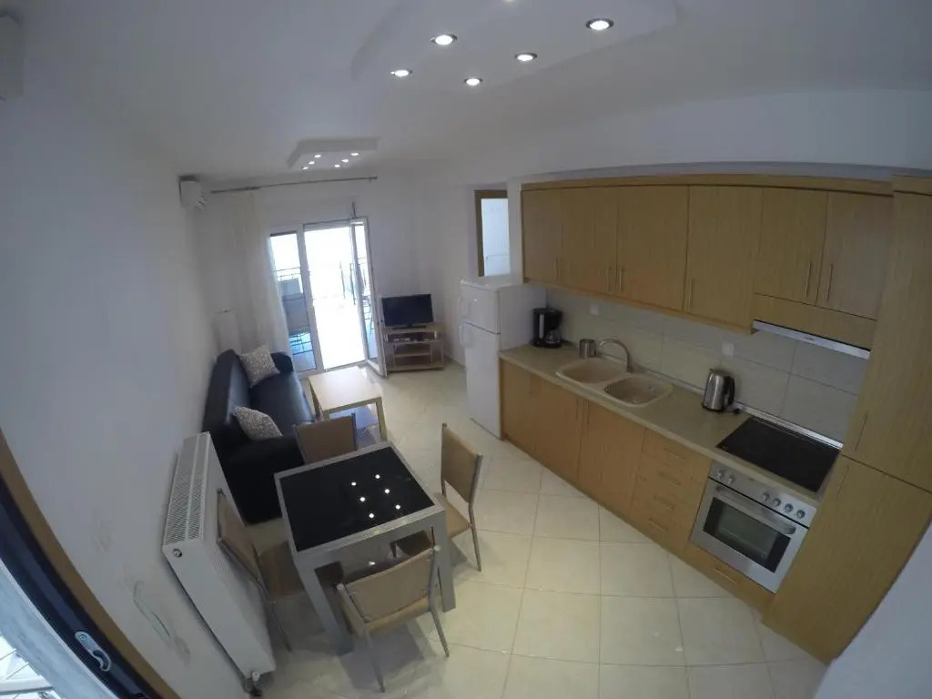 Dimi Apartments