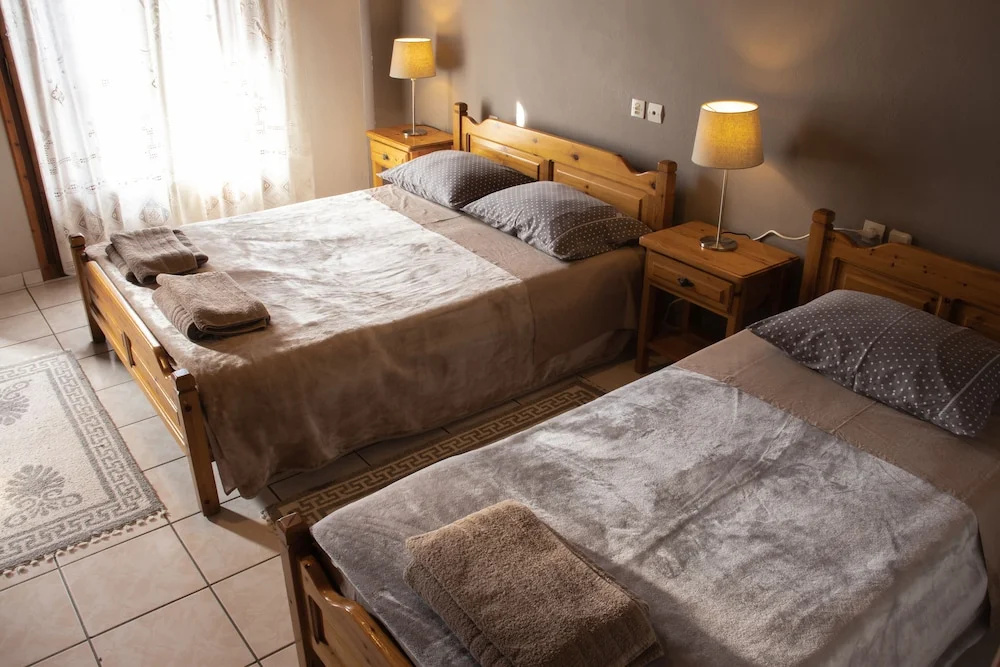 Hotel Defkalion