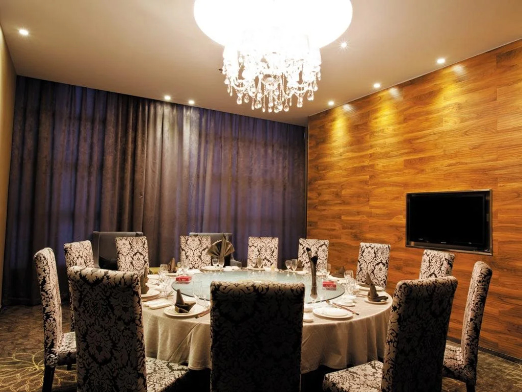 Zixin Hotel