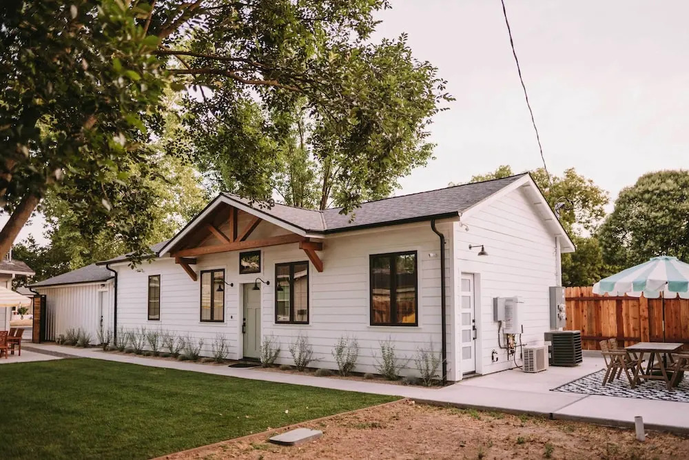 Sacramento Guest House w/ Patio ~ 5 Mi to Downtown