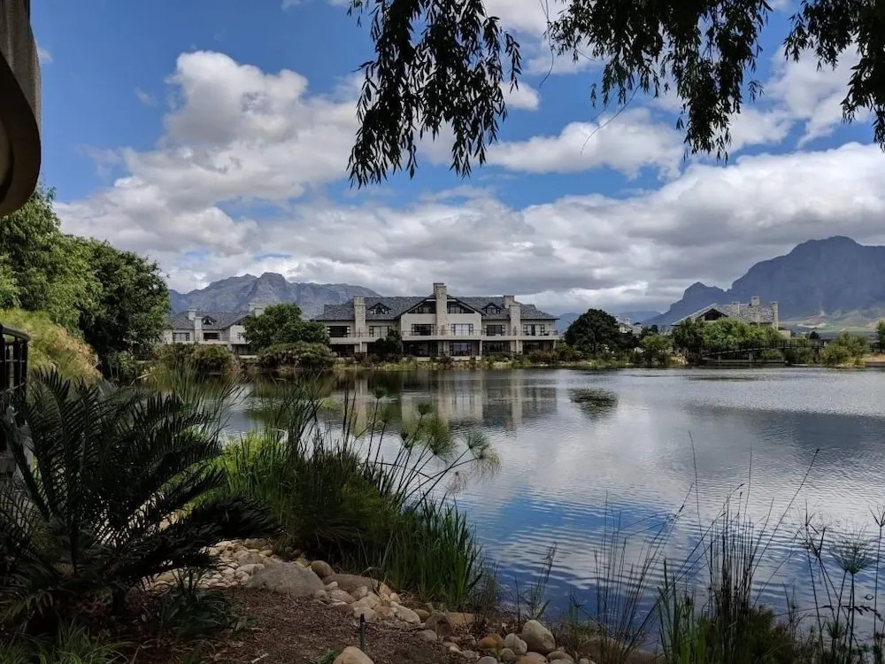 Valley Golf Lodges