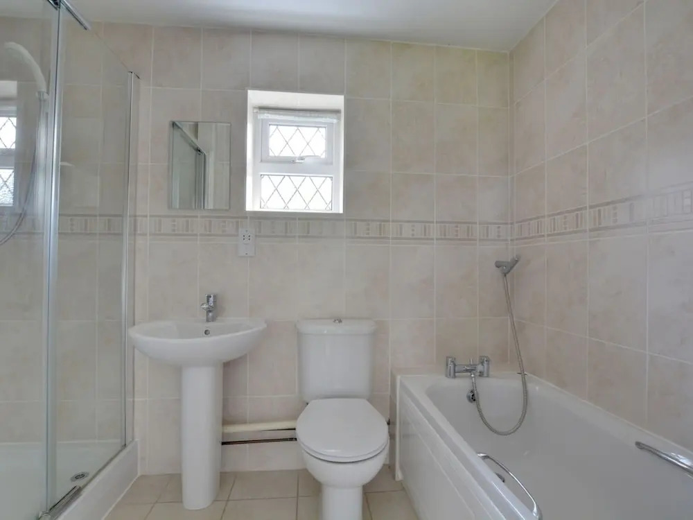 Romantic 1-bedroom Holiday Home in Goudhurst With Garden