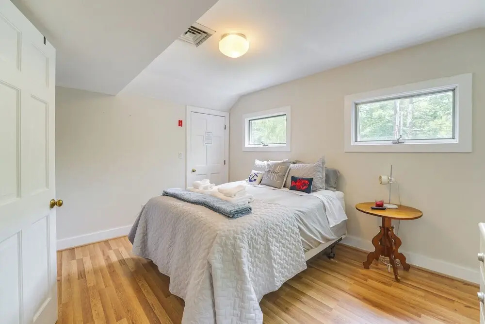Quiet Freeport Home on Casco Bay w/ Fire Pit