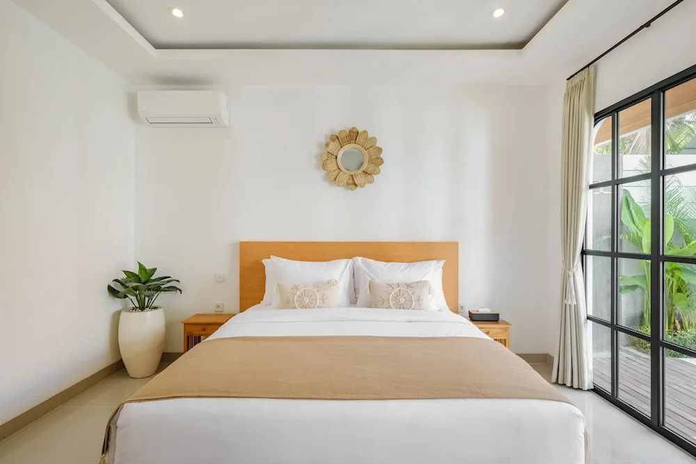 Villa Concasa in Canggu - 2 min to Atlas/finns