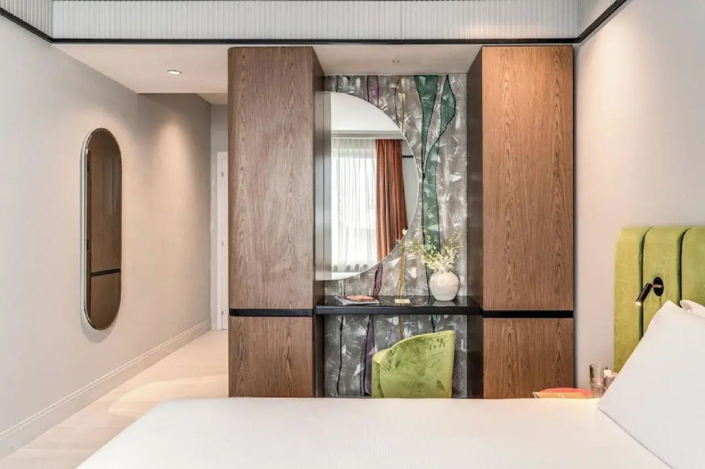Santa Maria Maggiore Suites Apartments