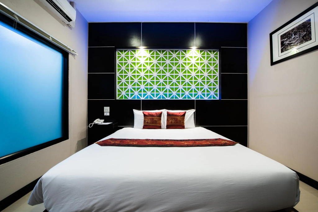 ThatLuang View Hotel