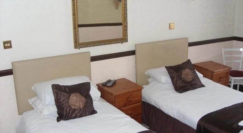 Phoenix Hotel