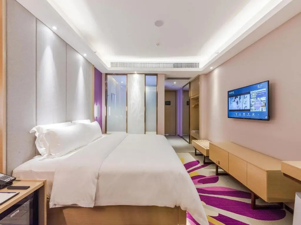 Lavande Hotel·Foshan  Zhoucun Liguang Road Xunfenggang Metro station