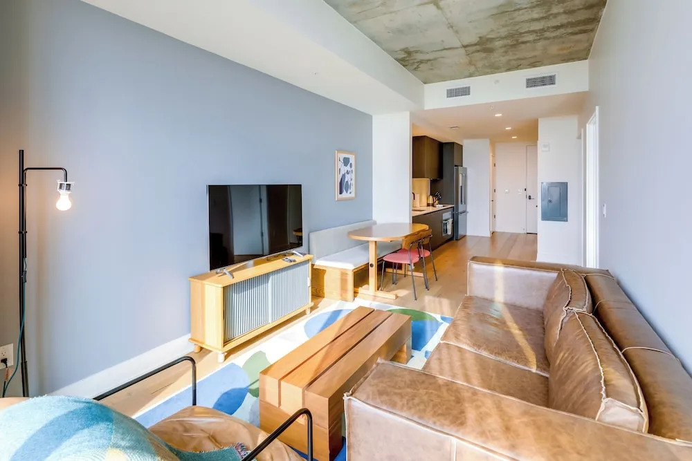 Luxury Austin Condo: Pool Access, Near Downtown!