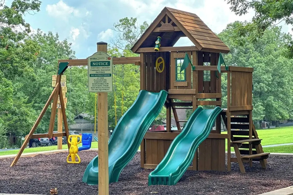 Private Dock & Resort Access: Margaritaville Cabin