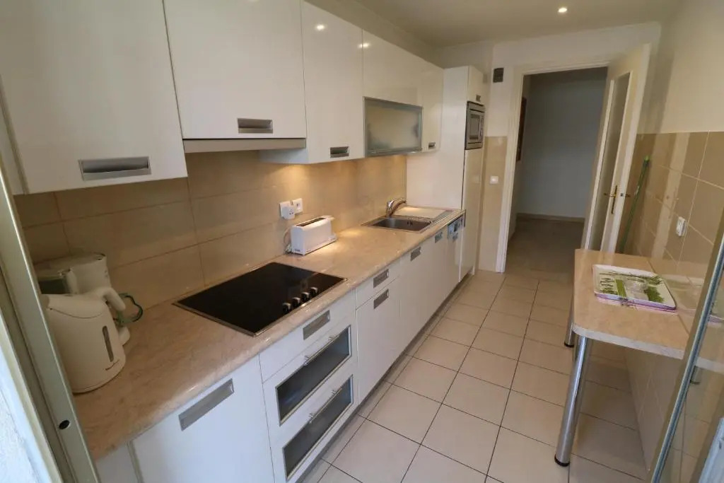 2 bedroom & studio Palais Royal 2 mins from Croisette and Carlton