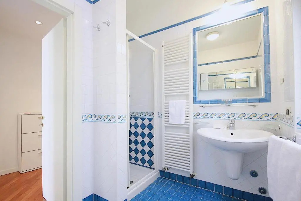 Bianco Apartment
