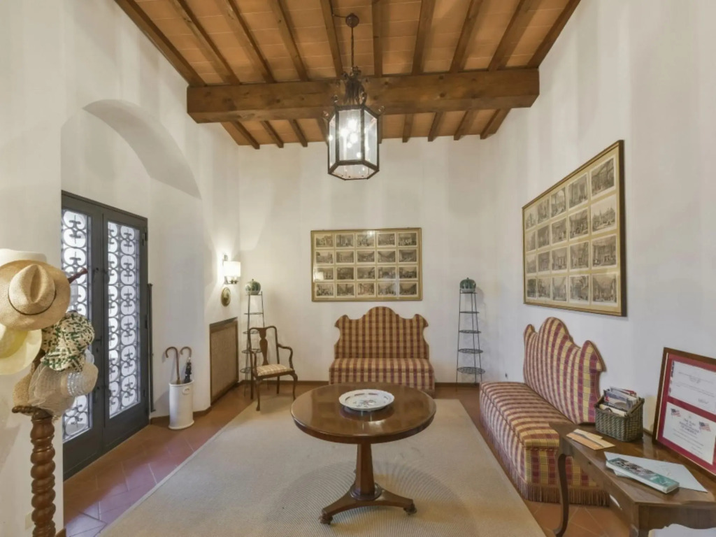 Luxury Villa 30 minutes from Florence-VILLA IL GIGLIO