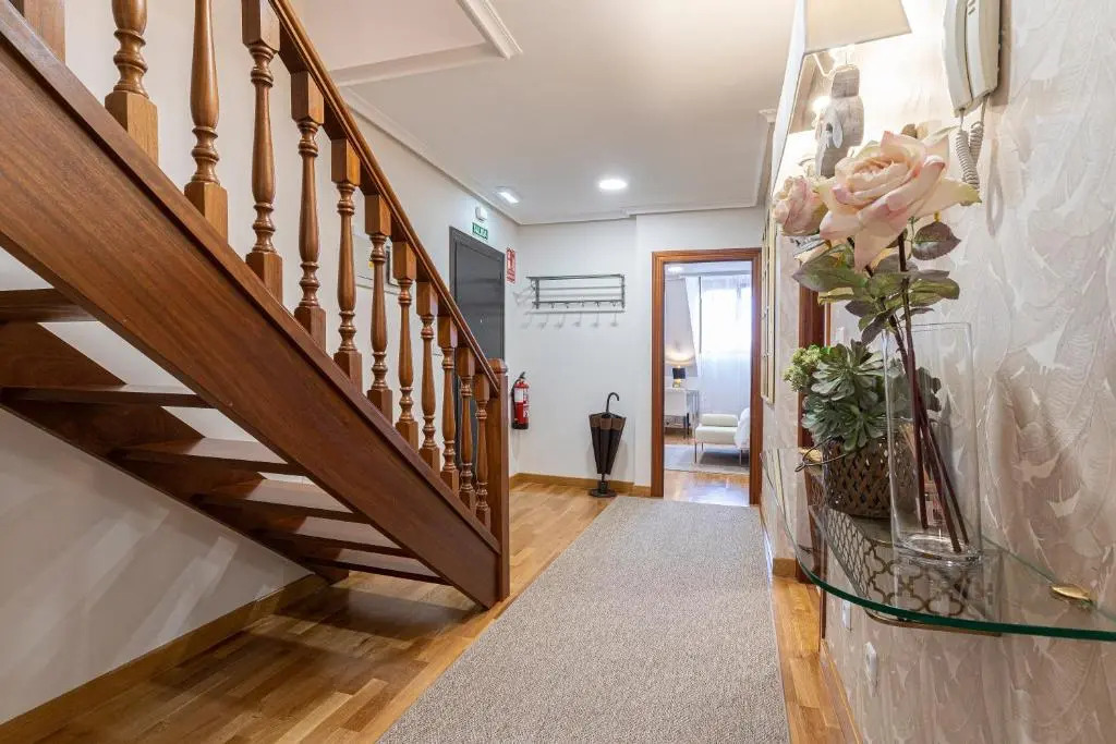De La Guardia Suite Rosal