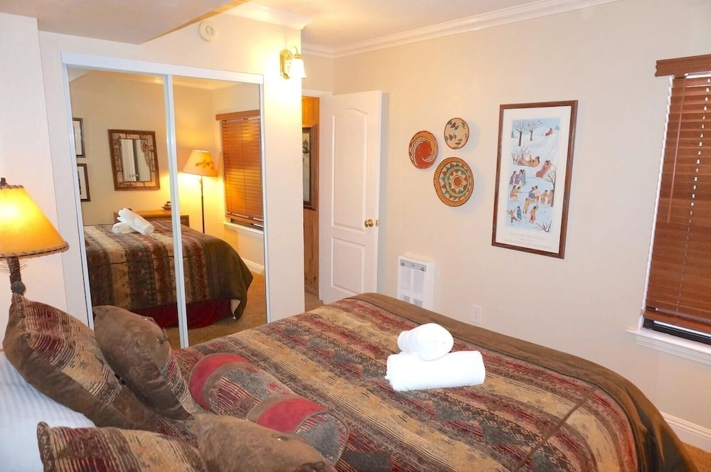 207 2 Bedroom Home