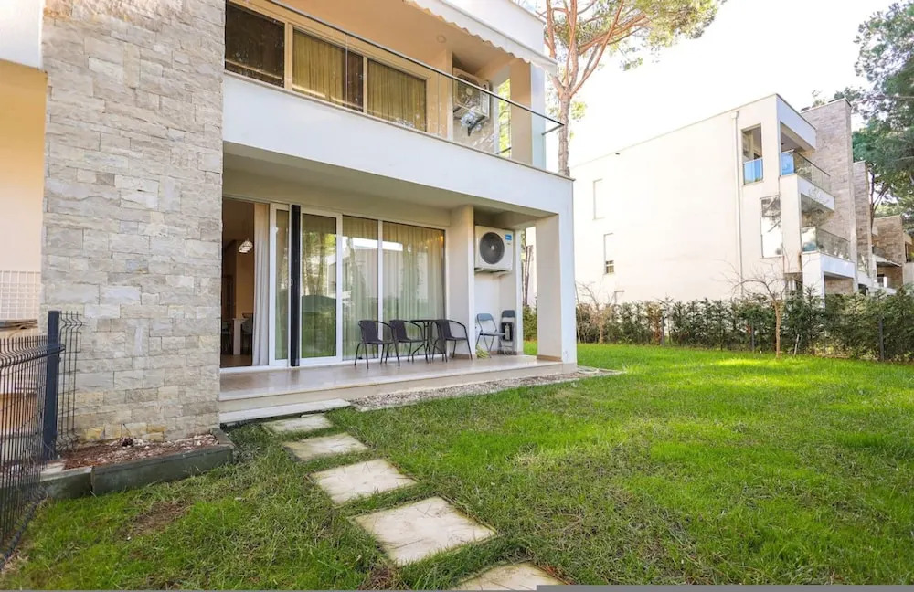 Sanpietro Vacation Apartment 037