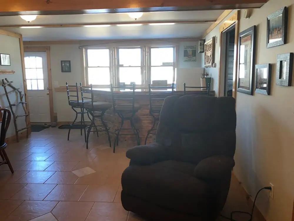 Dilly Lodge
