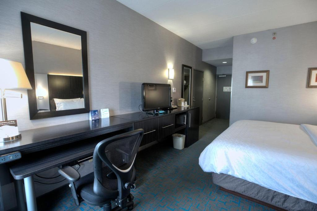Holiday Inn Express Janesville-I-90 & US Highway 14 by IHG