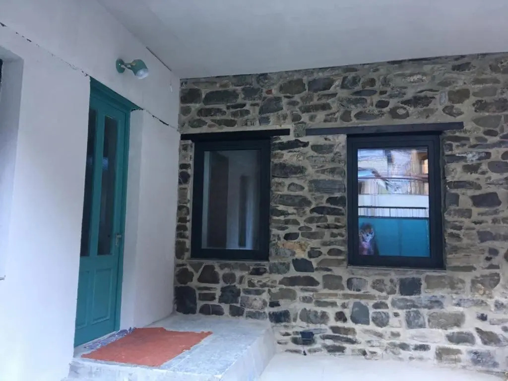 Apart Pasanauri - Apartament Pasanauri rjadom s Garden otel'