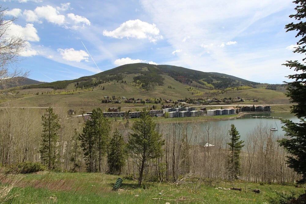 Cc19 Chateau Claire 2 Bedroom Condo by RedAwning