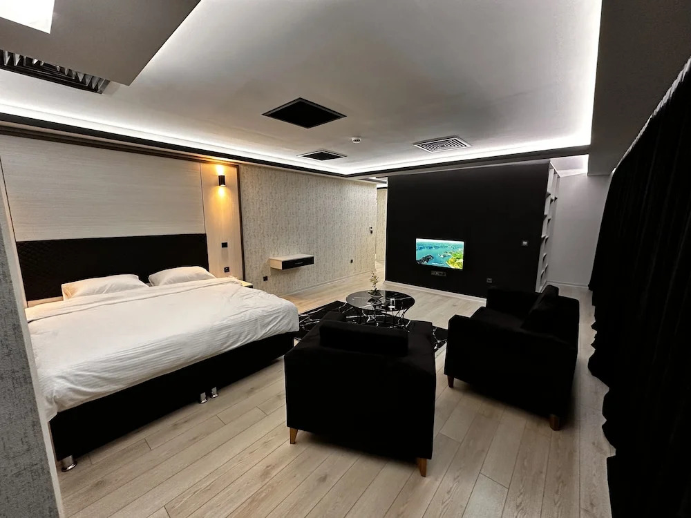 KT Home Hotel & Apartments