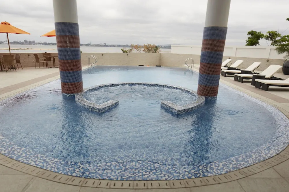 Elbo Suites