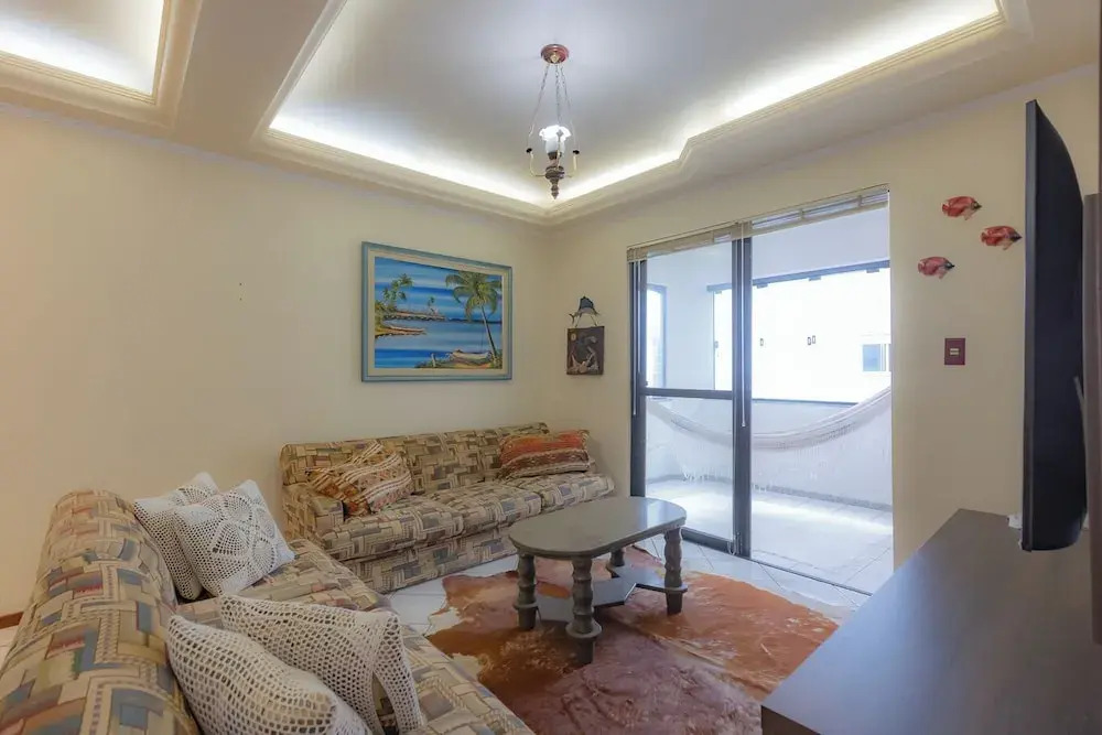 Apto c Churrasqueira e Garagem 300m da Praia