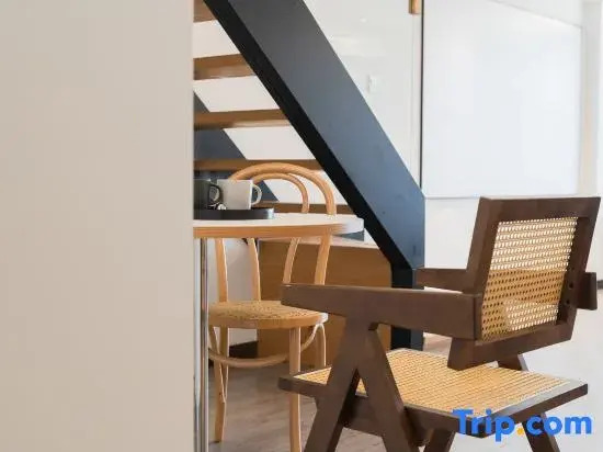 Wuxiang LOFT Seaview Holiday Beauty Hotel (Shenzhen Bohai City V Mansion)
