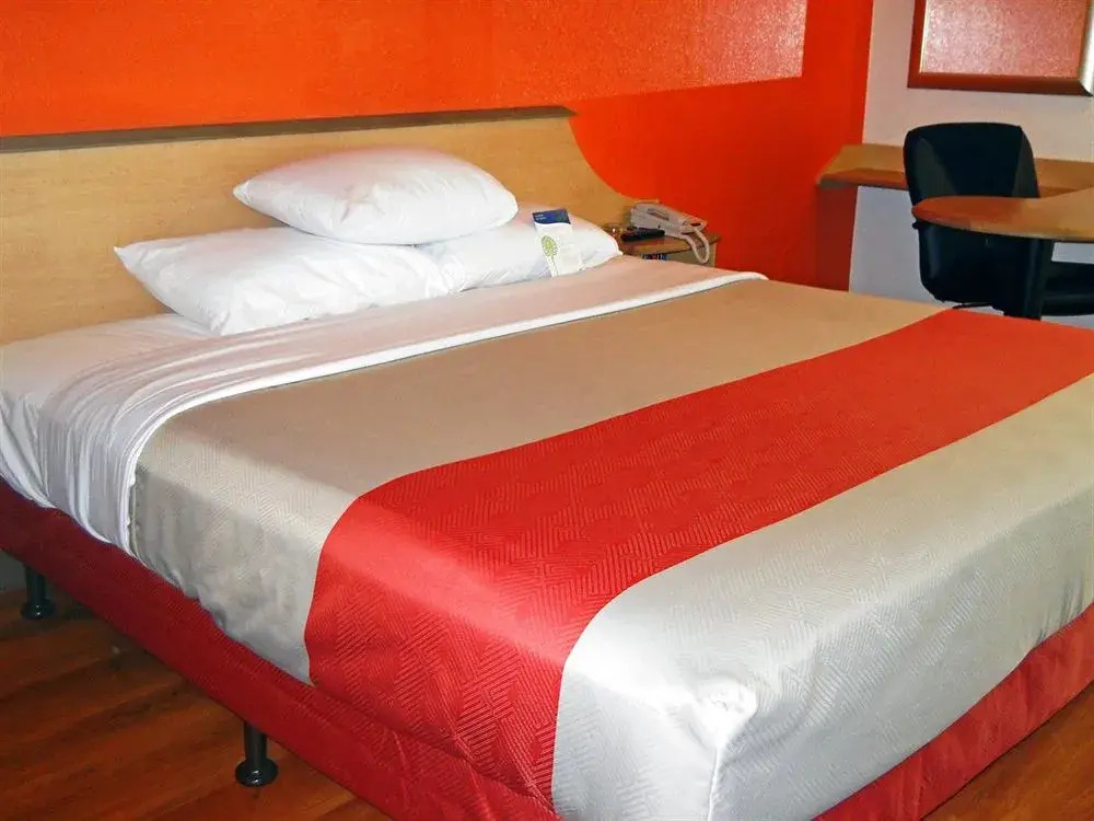 Red Roof Inn York