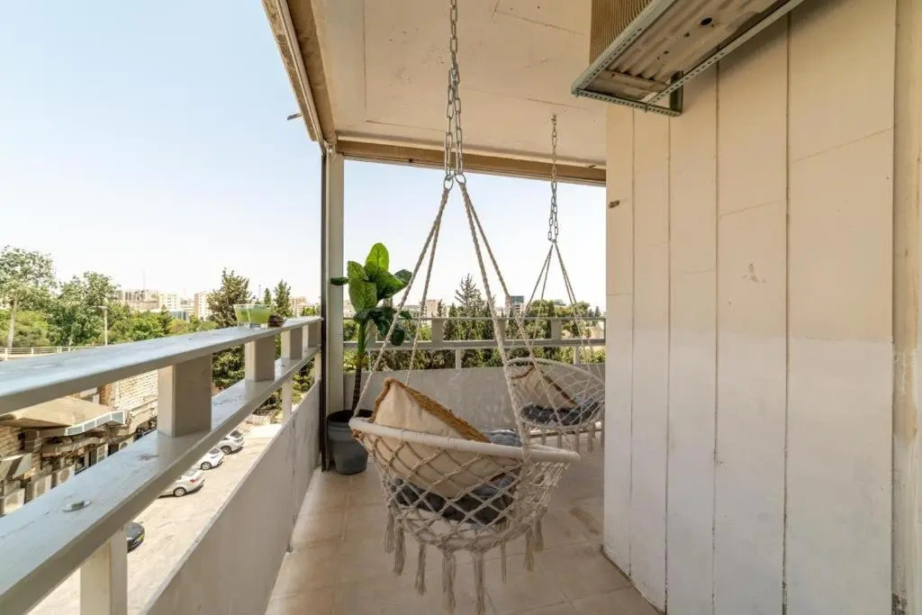 Art Apartment In Mamila - Art & View
