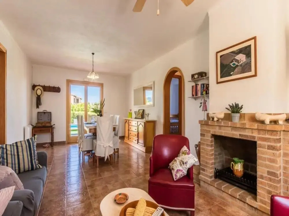 Spacious Villa in Alcudia With Pool