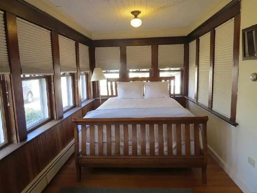 80 Highland Avenue - Three Bedroom House
