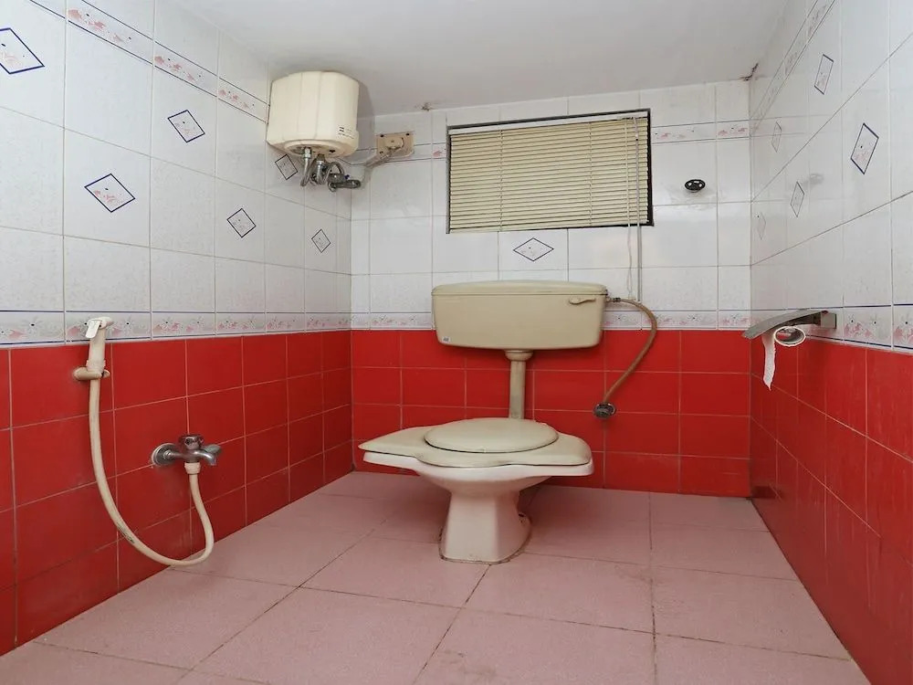 OYO 6606 Seacom Inn Purbadiganta