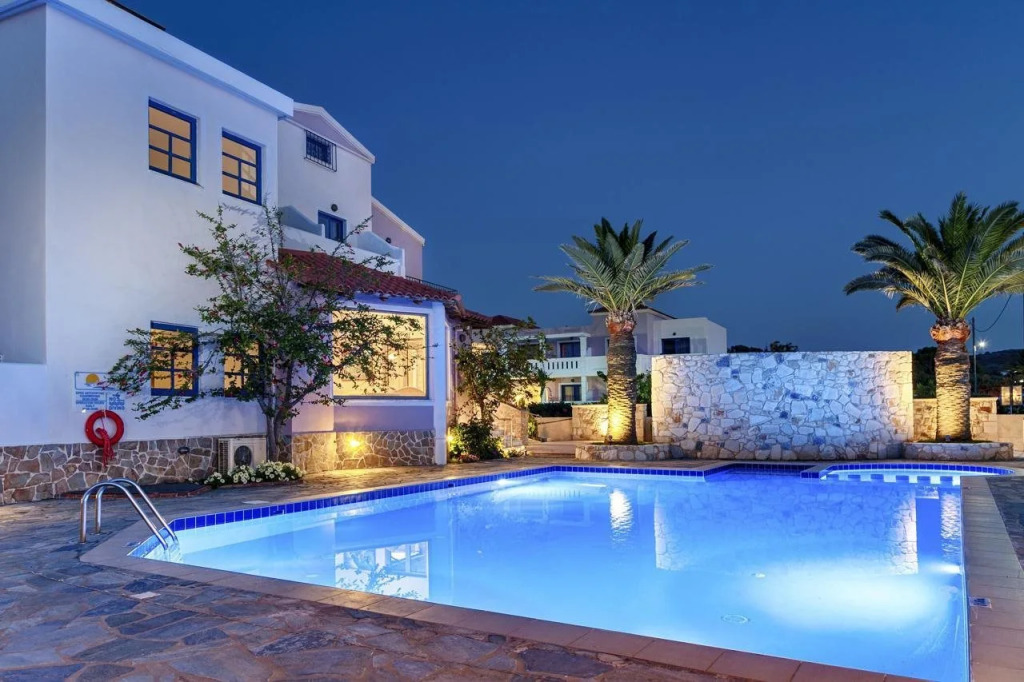 Adelais Hotel
