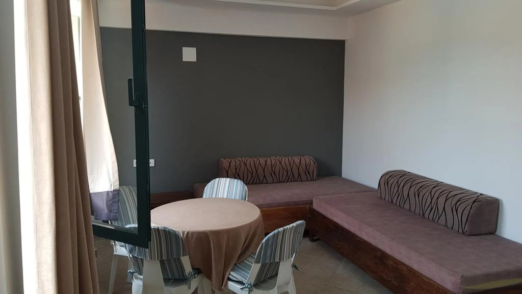 Poppy Apart Hotel