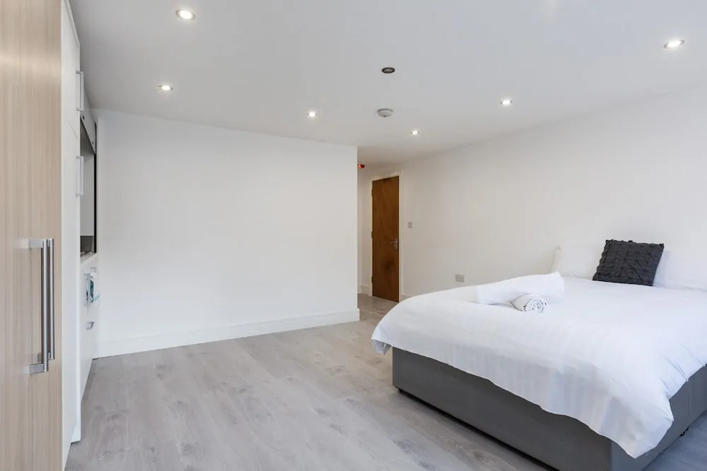 Studio Apartment Near Victoria Station
