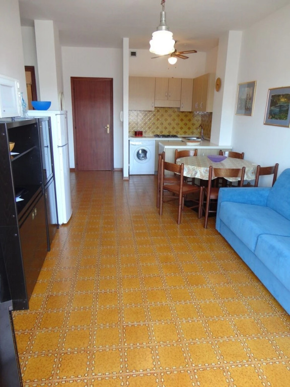 Bright Apartment With big Terrace for 5 People Near the Beach by Beahost Rentals