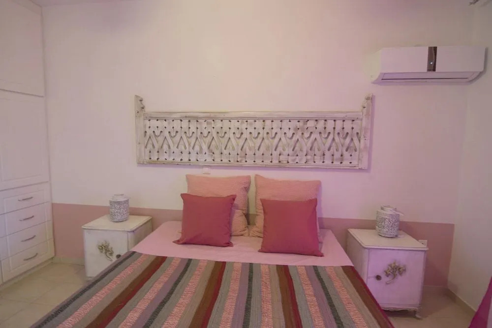 Brezza Apartment E